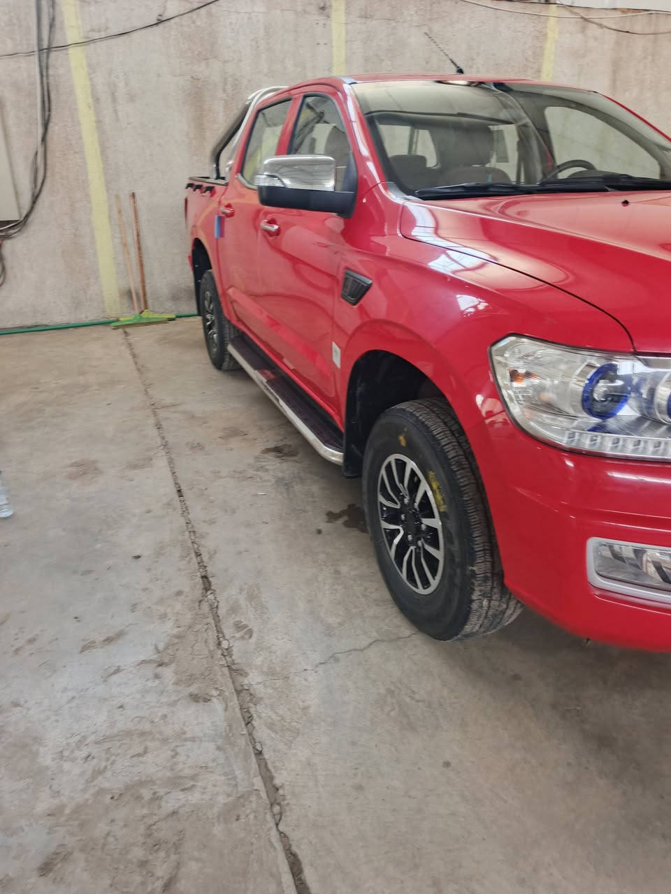 بيكب صيني ZX دبل قماره موديل 2024 السياره جديده شركه ماشيه 39656 كيلو تبريد كامره خلفيه شاشه حساس خلفي السياره جديده وباسمنه السعر 135 ورقه موبايل 
***********
***********   مكان السياره كربلاء
