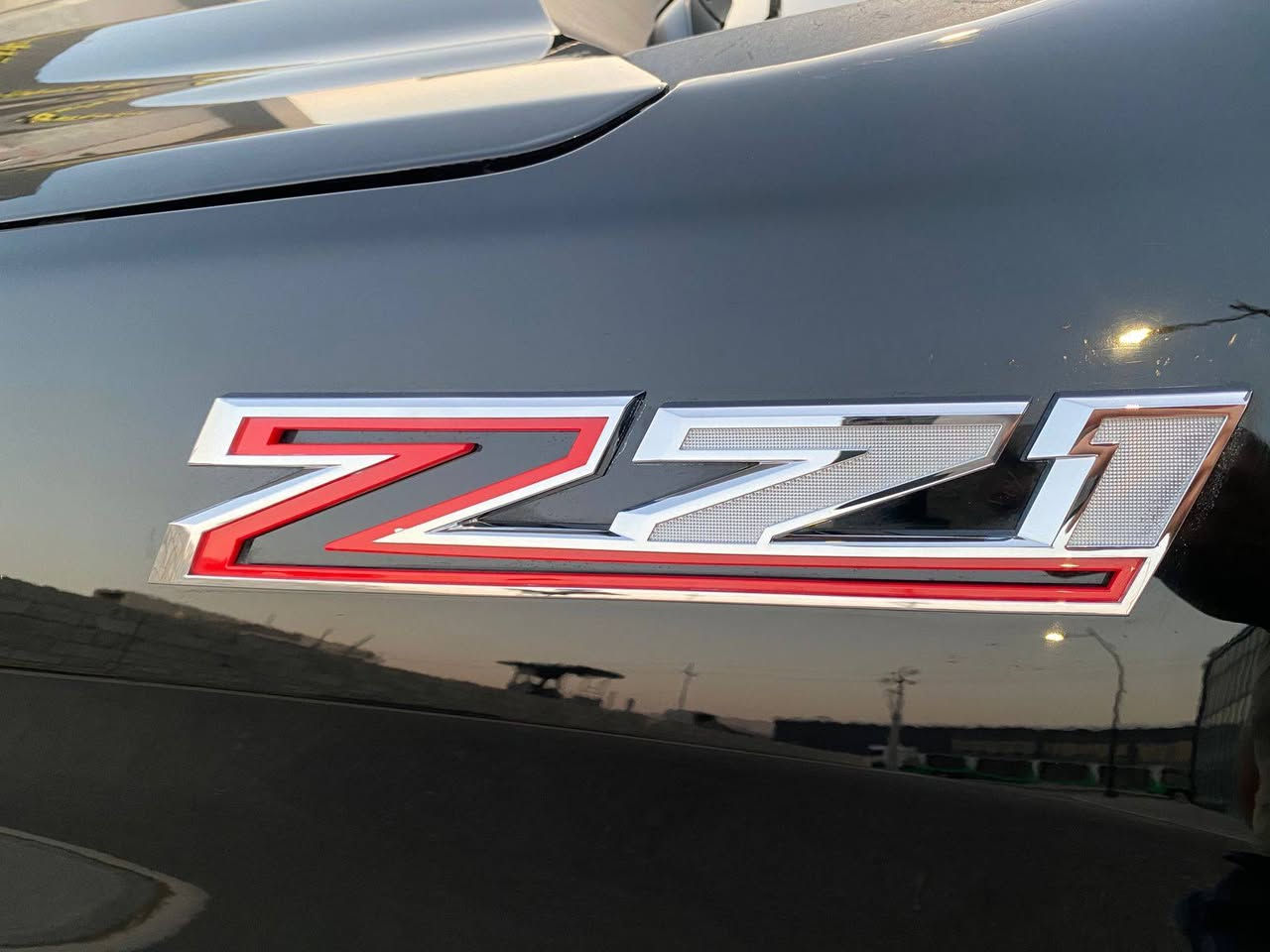 Chevrolet silverado Z71 V8 5.3L ***********
ڕەنگ ڕەش مواسەفات . بەسمە . شەغال . شاشە گەورە و ئەلیکترۆنی . گێر تەخت . کوشن کارەبا . دەبڵ اکسل . کوشن هیتەر . ڕاداری پێش و لاتەنیشت . برێک بەسمە . دەرگا 3 پارچە . خەتی جادە . ئۆتۆ ستۆپ . دەرگا موکەبەرە . 8 پستۆن مەکینە 5.3 مەرخوب . تەنها 4 هەزار ڕۆشتوە . بەس بۆنید بۆیاخە ناوی نەگرتوە 3 مانگ کاتی لەگەڵا . سعری 370$$ 
شوێن سلێمانی السليمانية, العراق
