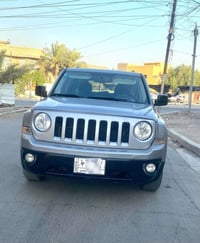 جيب باتريوت محرك  2400   موديل 2016 شاشة كبيرة كامرا خلفية  حادث امريك...