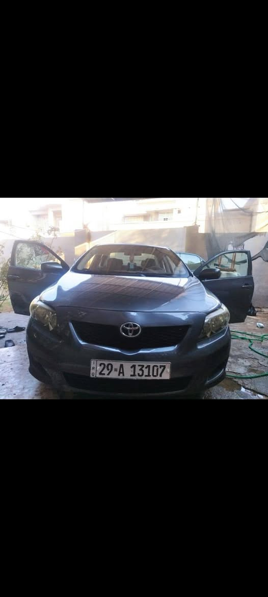 للبيع كورلا موديل 2010 وارد أمريكي محرك 1800 حادثها تبديل 3 قطع وبيها جراد بالجنطه والقمارة رقم واسط دولي جديد باسمي سياره جاهزه من كلشي تبريد حداديه صدر ل السعر 90 وبي مجال للاستفسار أكثر الاتصال على الرقم ***********
