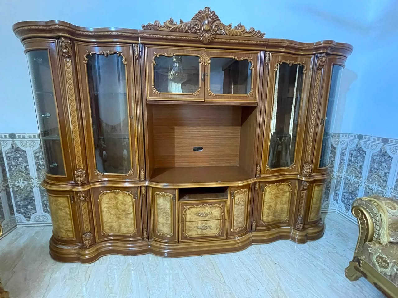 السلام عليكم ورحمة الله وبركاته معرض للبيع سعر خاص هذا رقمي بي واتس
***********
