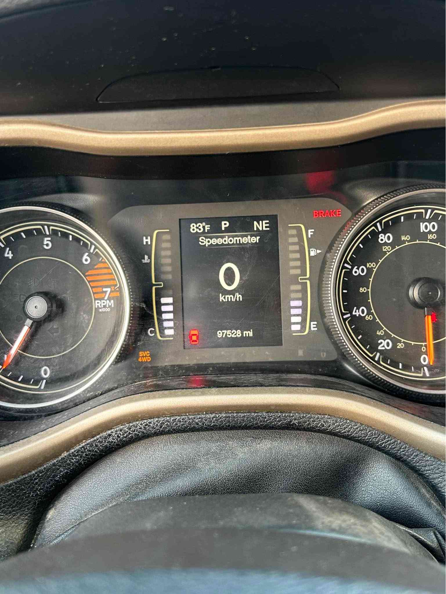 Jeep cheroke 2018
جێب شیرۆكی ٢٠١٨
______
مواصەفات عادی
دەبل اكسل
تەبرید مەركەزی
نیو بەصمە
ویل ڕەش
لایت اوتۆ 
كشن اوتو
٤مۆدی لێخوڕین

دەعمی(چامڵغ و بۆنیت سبوغە و ایڕباگ سوكان و شان تەقیوە
٩٧هەزار مایڵ ڕۆشتووە
 سعری ١١٢$
***********
*********** أربيل, العراق

