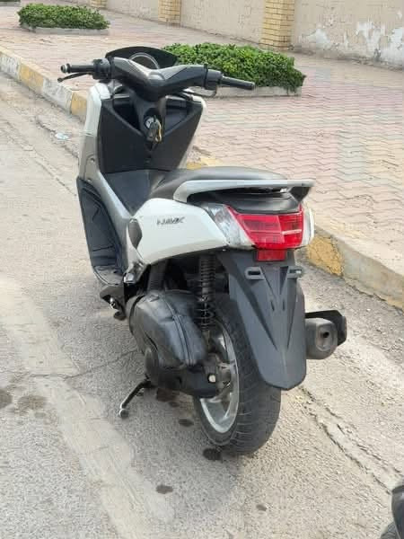 السلام عليكم دراجه ان ماكس للبيع كله شغال سعر 850وبيها مجال بغداد فلكه حي نصر رقم مبايل ***********
