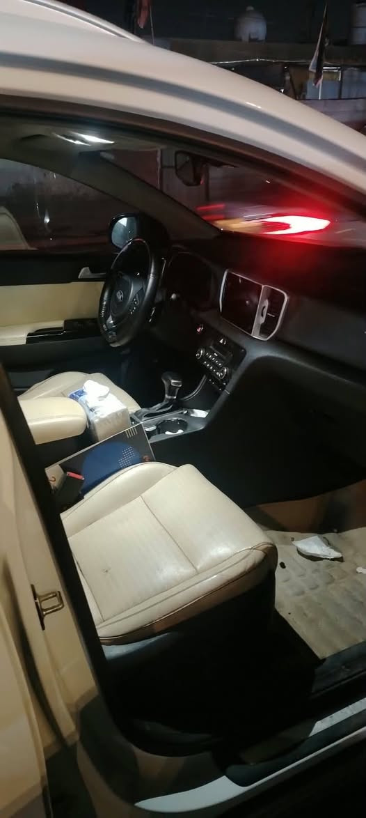 السلام عليكم
سبورتج ٢٠١٦ جي تي لاين خليجي كفاله من الصبغ بيه رصعات بسيطه
وبيه بارد عل كد شبر
رقم شمالي أربيل
فول مواصفات
سقف بانوراما
بصمه
شاشه كبيره
شفتات بل ستيرن
هواي بيه مواصفات بعد
مكان السياره بغداد
السعر ١٦٠ ورقه وبيه مجال
هاتف ***********
