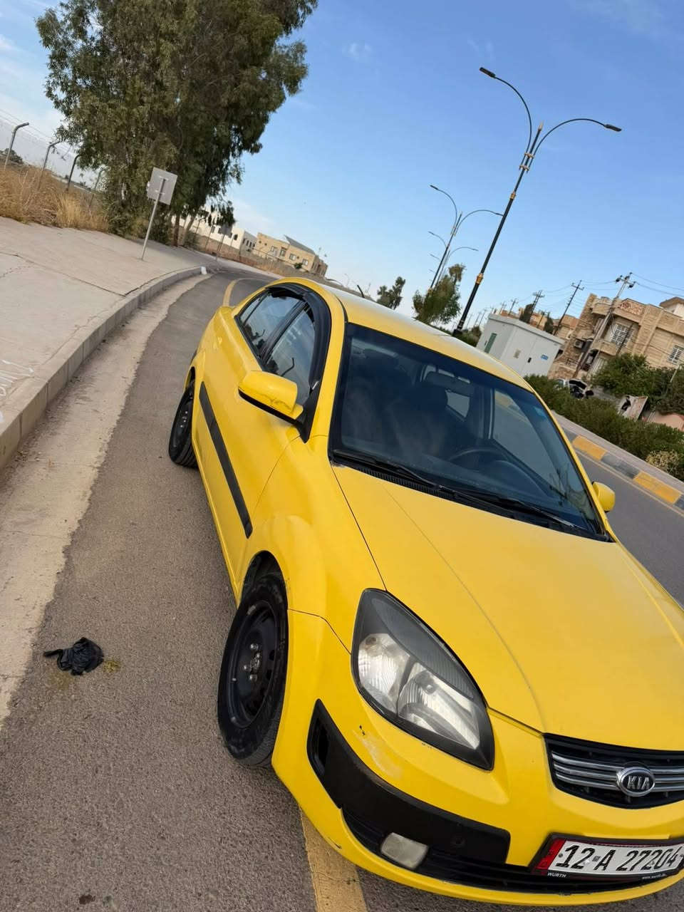 السلام عليك 
للبيع كيا ريو 2008 وارد امريكي 

رقم نينوى مسطرة هزه وسنويه جديده 

ضرر بوند امبدل بدون دواخل 

محرك بدايه نفخ 

كير شرط

تبريد كمبريسل عاطل

مواصفات برايد تحكمات استيرن قفل مركزي 

شاشه وكامرة 

العنوان موصل حي الحدباء سايدين الصوره 

باقي التفاصيل اتصال عل الرقم 

السعر 76بيها مجال بسيط 
***********

***********
