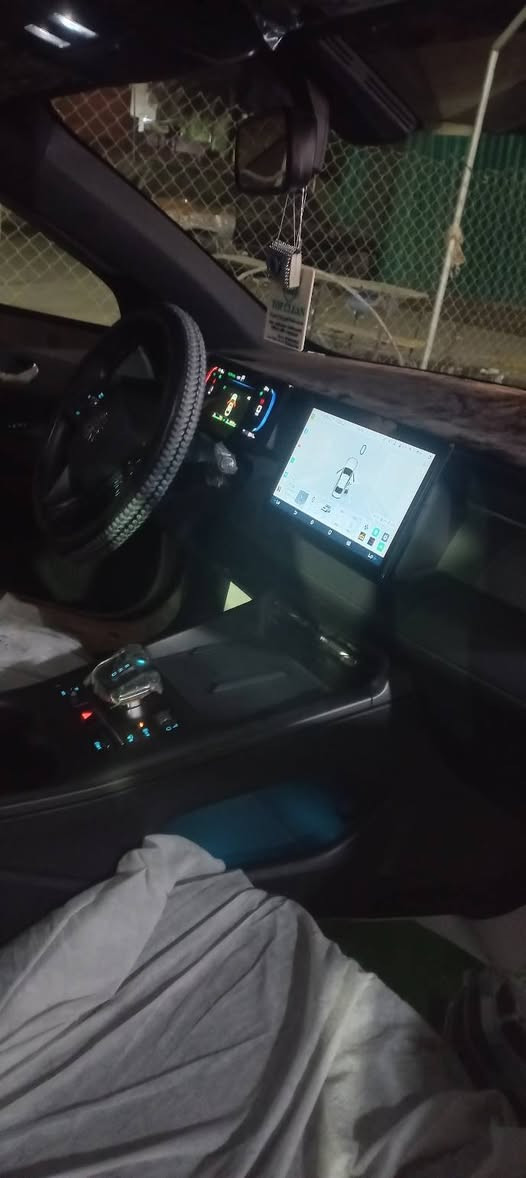 سلام عليكم Byd مراول بسياره عاليه ***********
ماشيه اجمالي ٦٠٠٠ بعدها زيرو ٤٠٠٠ على المحرك
