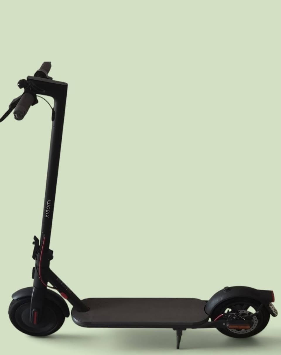 🛴 بابەت / سکۆتەر (٤) بالەی ئەڵمانی 🇩🇪
🛴 مارکە / (Xiaomi ) شاومی
🛴 جۆری برێک / دیسک
🛴 مۆدیل / /17/128/2020
🛴 کێش (17,3) کغم 
🛴 توانای هەڵگرتن /110کغم
🛴 توانای رۆشن / 20کم لە سەعاتێکدا
🛴 تایبەتمەندی / بلوتوث، لایتی پێسەوە 🔦، ئیشاراتی راست و چەپ، ڤۆلتیە 42V.
🛴 مۆدی لێخورین / ( D, S, 🚶‍➡️) 3مۆد
🛴💰 نرخ (250 ) $
🚛 گەیاندن هەیە پەیوەندی بکە
*********** 
🏙️ شوێن /سلێمانی
  D, S, 🚶‍➡️ 
🛴 المادة / سکوتر4 بالە المانیە 🇩🇪
🛴 ما/رکە / (Xiaomi ) شاومی
🛴 نوع البریک / دیسک
🛴 /المودیل / 17 /128 /2020
🛴 الوزن / (17,3 ) کغم
🛴 تحمل الوزن / 110کغم
🛴 السرعە /20کم عل الساعه
🛴 الخصوصيات / بلوتوث، لایت امامی 🔦، اشارات یسار او یمین، القوە الکهربائیە 42V
🛴 جیرات /( D, S, 🚶‍➡️) 3 جیر
💰 نرخ / (250) $
🚛 التوصیل موجود اتصل  ***********
🏙️ المكان // السلیمانیە السليمانية, العراق
