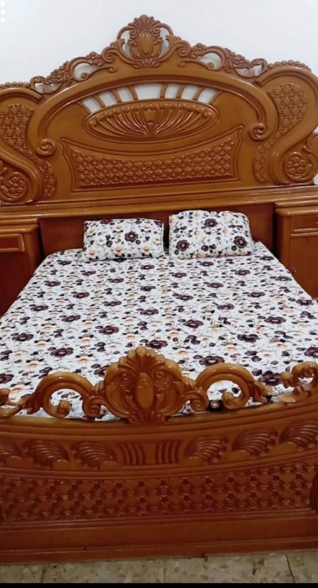 غرفه اخشاب • ام ٦ • يحتاج صبغ