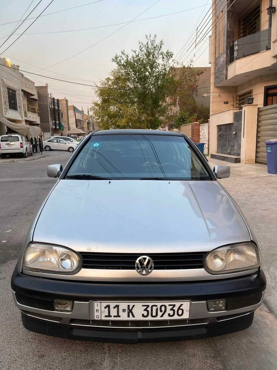 كولفmk3 الون فضي رقم بغداد انكليزي مكينه1800 كير اوتو تبريد شغال ثلج داخلهه كلش نضيف بلادي شاشه وسستم صوت تخم تاير ياباني بدون حادث صبغ جماليه فقط صدره نضيف كهربائيات نضيفه السعر40 مكاني بغداد حي جهاد***********

