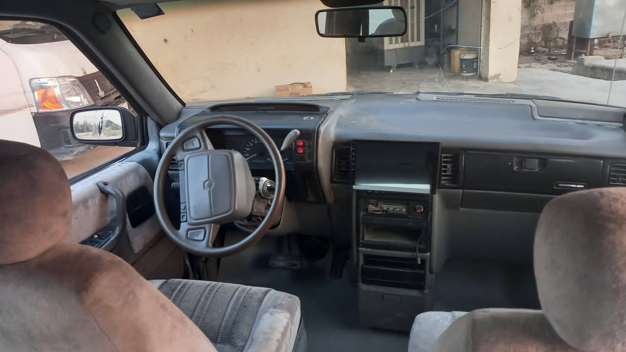 دوج كلايزر • 1993 • كامري 2200