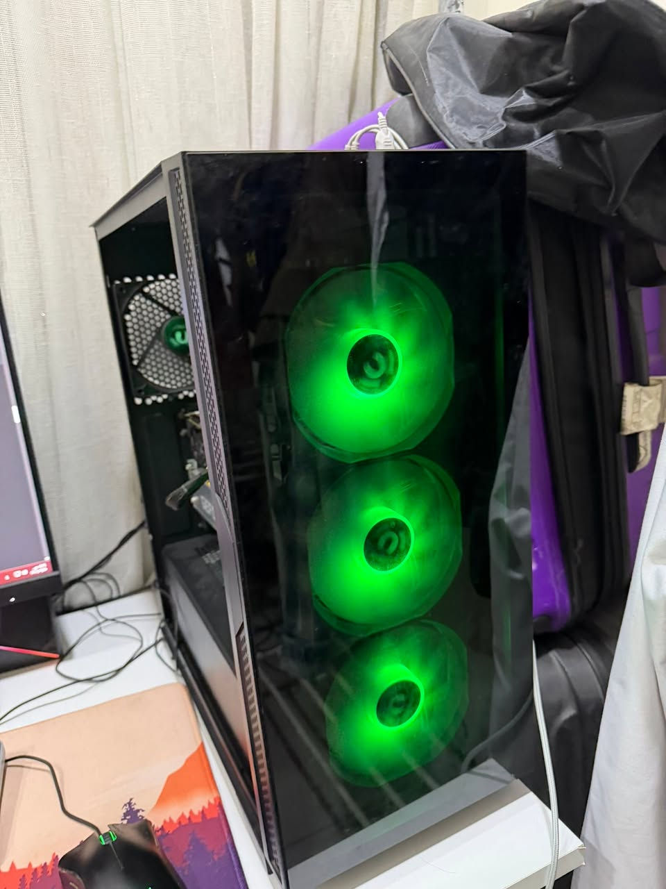 تجميعة للبيع قوية وممتازة 
Rtx :3080ti 12gb
Ram:16gb ddr4
I5:12400f 
Nvme :500gb
Psu:650w thermaltake
Case thermaltake
كل الكراتين القطع موجوده سعرها 1,200,000
مكاني بغداد حي الجهاد  
***********

نص مكتوب في الصور:
- GPU 50 °C 39 % 12 W 1830 MHz 196.4 W
- MEM 6561 MB 9502 MHz
- CPU 60 °C 44 % 42.7 W
- RAM 10003 MB
- D3D11 120 FPS 9.0 ms