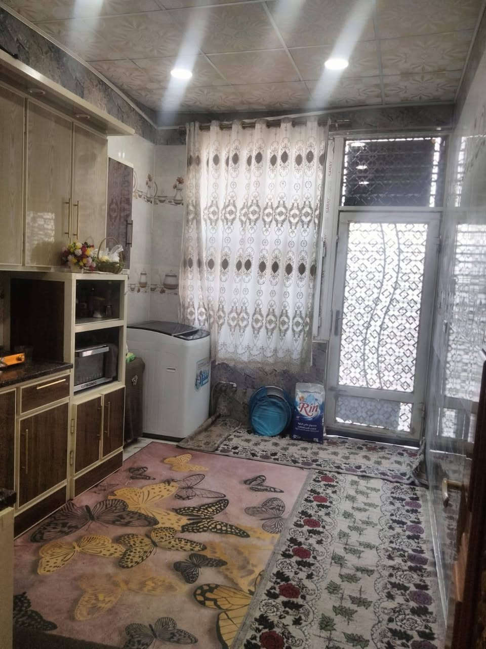 بيت ١٥٠م طابو صرف
 غرفتين وصاله واستقبال ومطبخ بناء جديد 
مقابيل الحديقه قرب جسر الاسكان الصناعي 
للستفسار ***********
