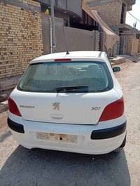 ٢٠٠٥ • مكينه ١٦٠٠ • رقم واسط انكليزي