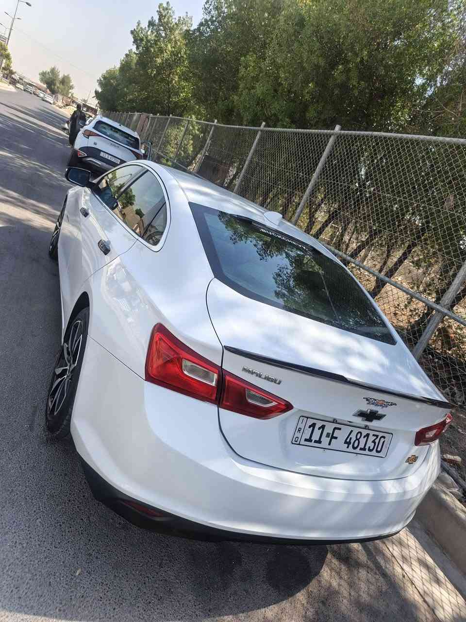 ماليبو موديل ١٨ اي تي فول عدا الفتحه جديده على ادينه السعر ٩٢ وبيه مجال بصيط مكاني بغداد زعفرانيه ***********
