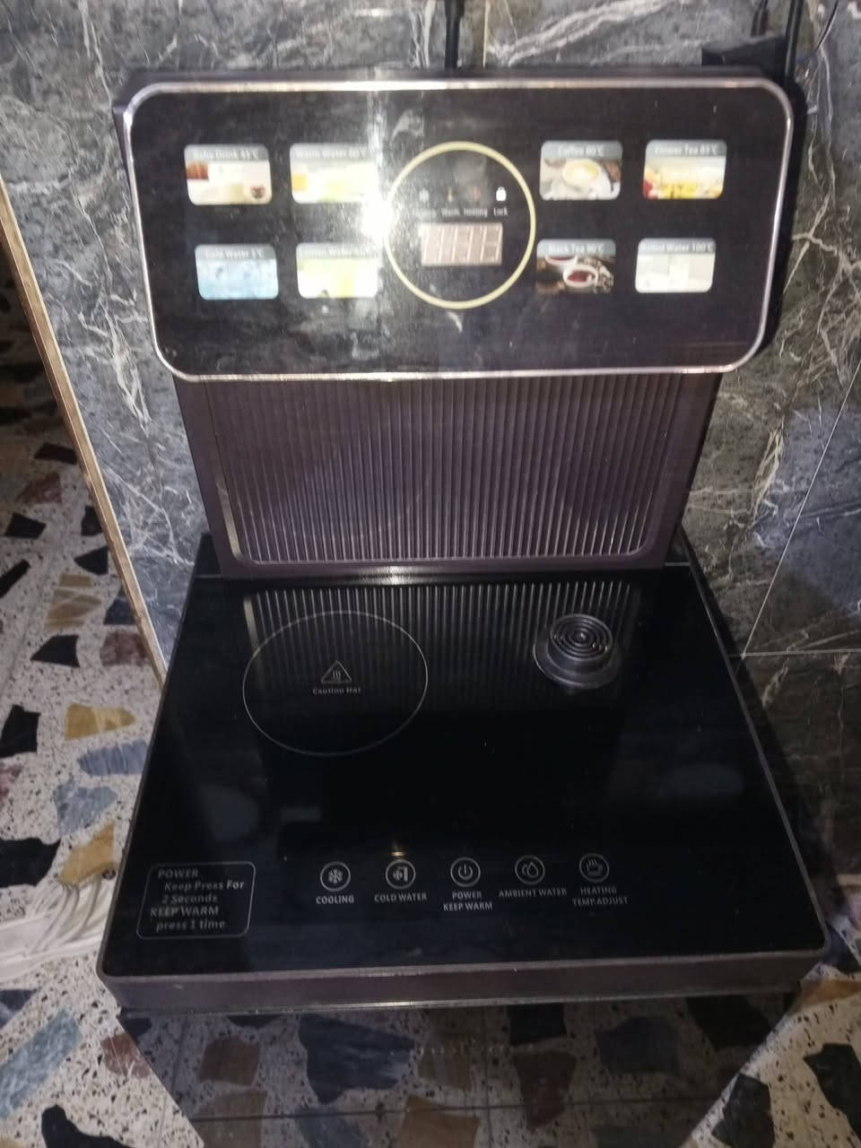 براد ليزري كله لمس السعر 250مستعمل شي قليل  ب150,عارضينه الشراي يتصل ***********
