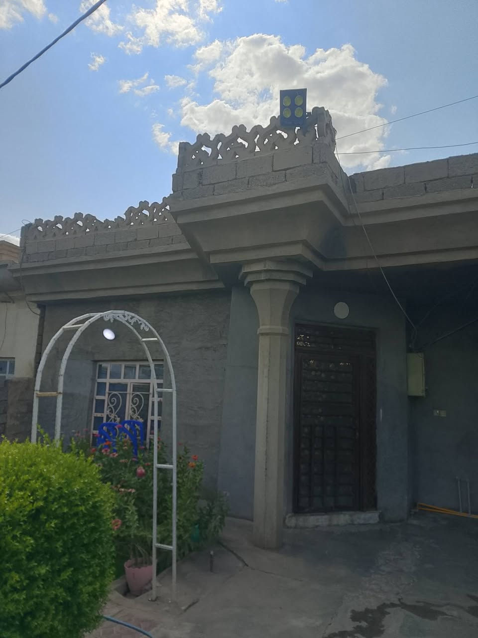 سلام عليكم ورحمة الله وبركاته درار للبيع بيجي قرية جديده خلف مركز شرطة بيجي ..مساحة الدار 300 متر متكون من 3 مطابخ حار وبارد وخارجي و 2 غرف نوم ورابعه و كلدور و حمام داخلي  وصحيات خارجي وحديقه و الداخل كله سقوف و الارضيه سراميك و تصميم سلم مغربي
سعر دار 45 مليون وبي مجال للاتصال  ***********
سلام عليكم ورحمة الله وبركاته درار للبيع بيجي قرية جديده خلف مركز شرطة بيجي ..مساحة الدار 300 متر متكون من 3 مطابخ حار وبارد وخارجي و 2 غرف نوم ورابعه و كلدور و حمام داخلي  وصحيات خارجي وحديقه و الداخل كله سقوف و الارضيه سراميك و تصميم سلم مغربي
