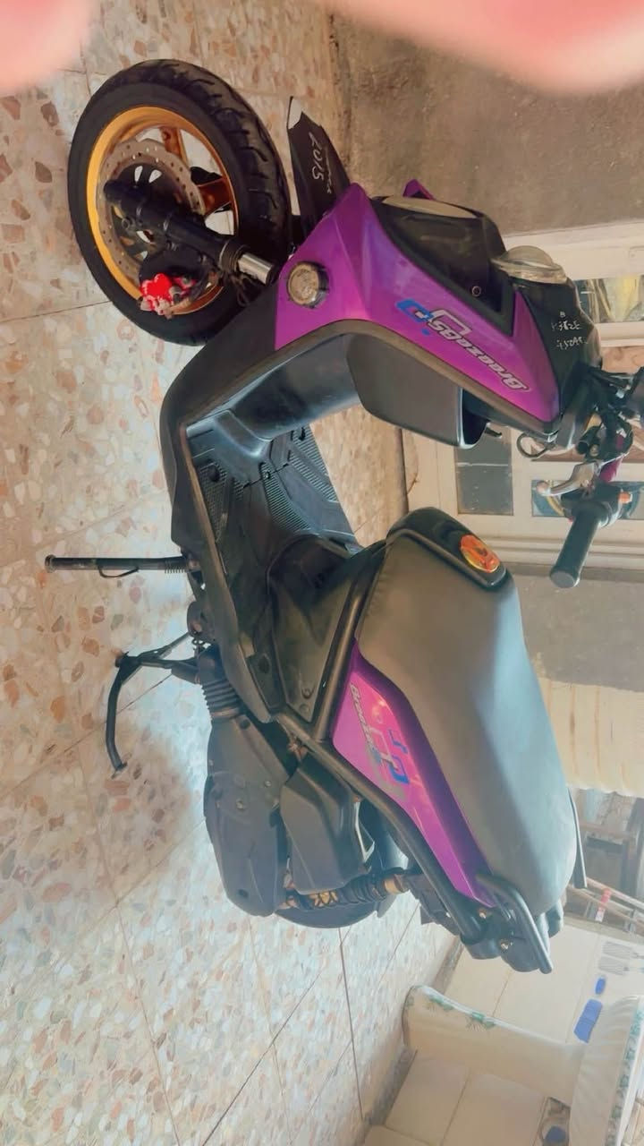 سكنس جبلي 🛵للبيع لون مميز دراجه نضيفه مافتوحه مكينه بلاديه دراجه ماناقصهه برغي صارلهه خمستشهر طالعه من الوكيل مكاني حله اكرمين السعر ١٥٠٠وبيهن مجال للطيبين ***********
