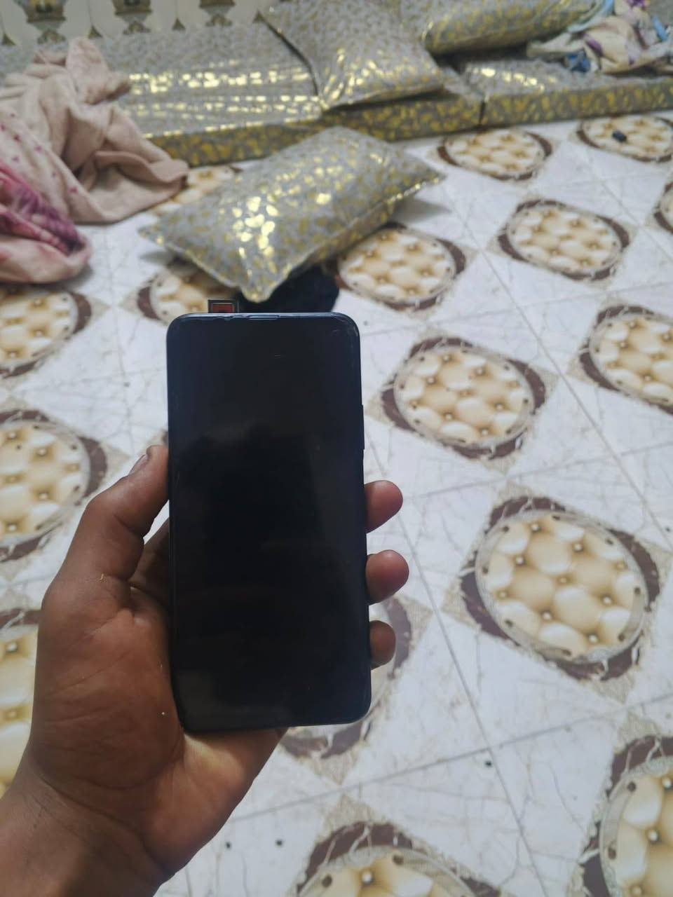 البيع *********** السعر 100 كلشي بلادي بي
