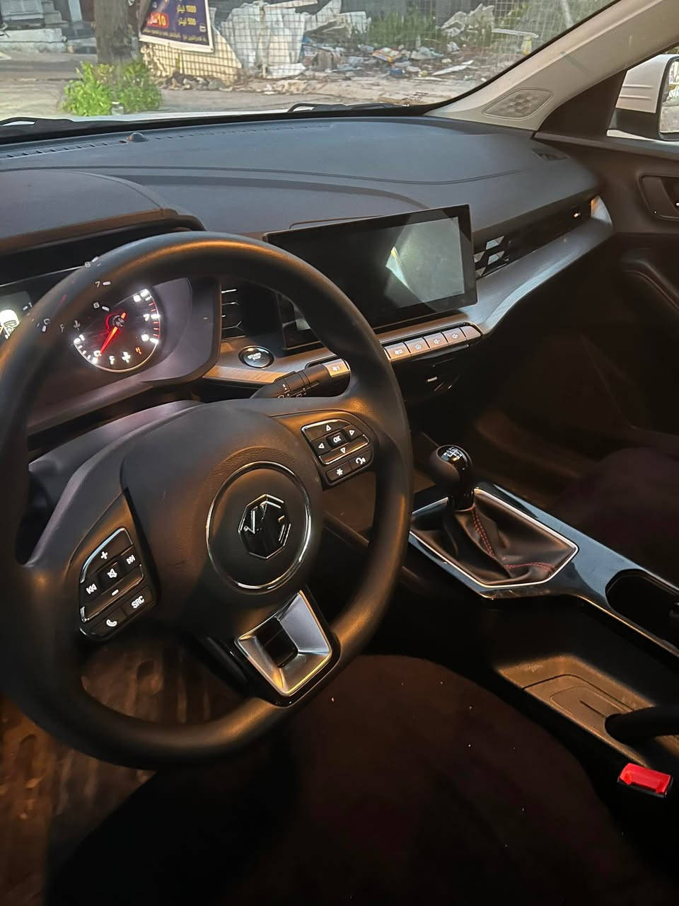 Mg gt 2025 
4000 km 
بۆیاخ تەنک 
هیچی پێوە نیە 
***********
