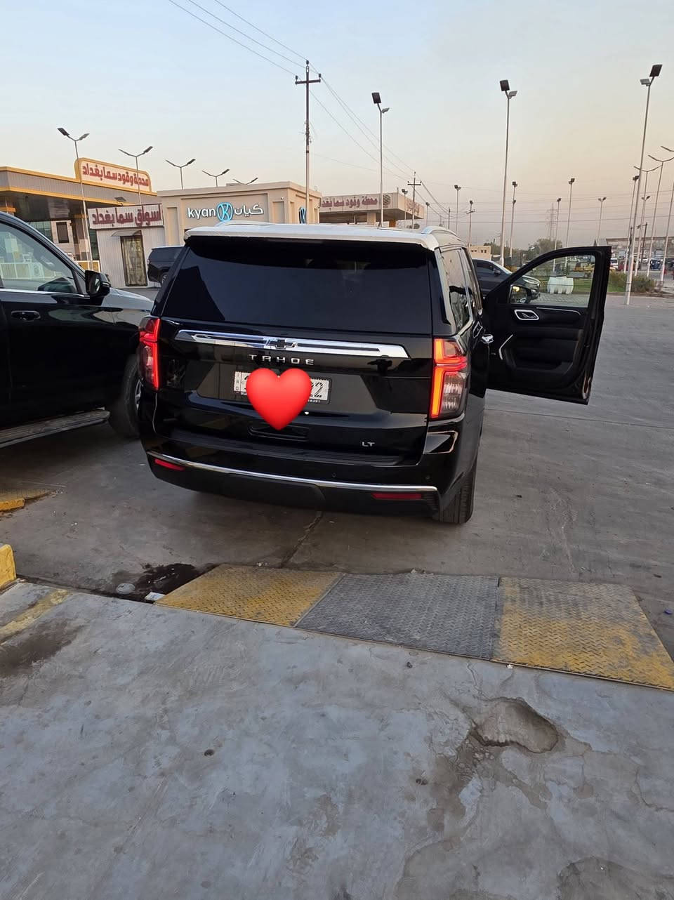 سلام عليكم سياره وارد امركي 
 تاهو مديل 24 سياره كليل تايتل يعني كفاله عام 
سياره عليه PPF   عليه 10 سنوات كله سياره سياره حيل نظيفه 
موصفات LT معروفه مكان سياره بغداد الشعب 
اللاستفسار تصال على *********** 
مراوس هم ترهم بس حسب قناعه 
ماشيه ٦٠الف كيلو سياره حيل حيل نظيفه جديده 
تجي تشوف بعينك

