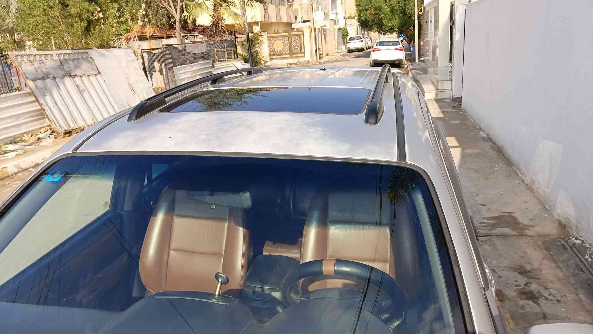 سورينتو 2009 خليجي 7 راكب فول مواصفات فئة EX مكفولة من الضربة ومن الصبغ عدا الدعاميات
‏رقم كركوك انگليزي تتحول بكل المحافظات السيارة بأسمي تحويل ثاني يوم 
‏محرك 6 سلندر 3300 / فور ويل / تحكمات ستيرن / كرسي السائق كهربائي/ فتحة سقف / تبريد + تدفئة شغال / مري شفط 
‏السعر /  105
‏مكان السيارة الفلوجة ***********
