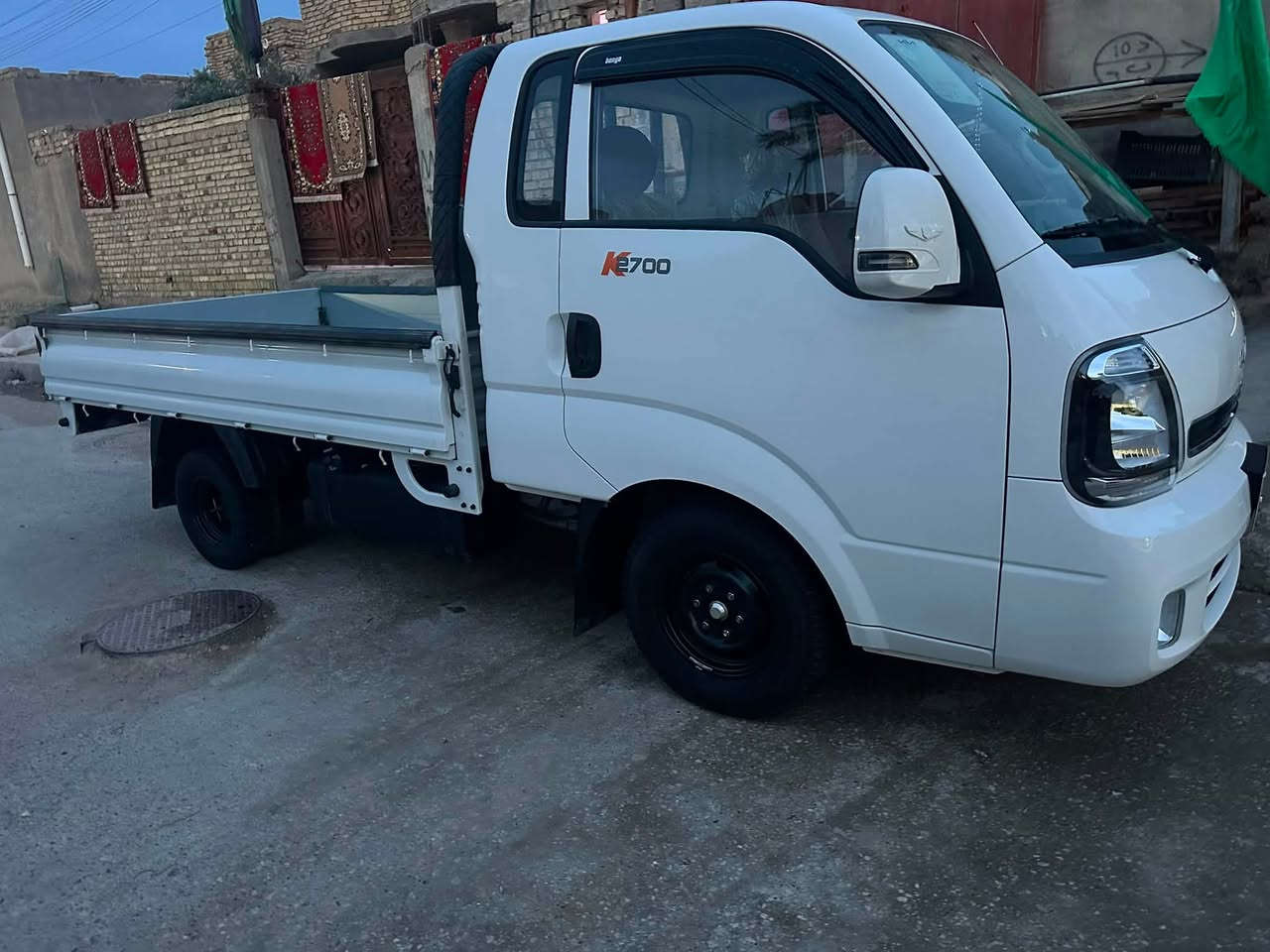 كيا بنكو 2025سياره زيرو مامشتغله ماشيه 12 الف  مكفوله كفاله عامه مكان ناصريه سعر 160 وبيه مجال حك جيه رقم *********** رقمه بغداد
