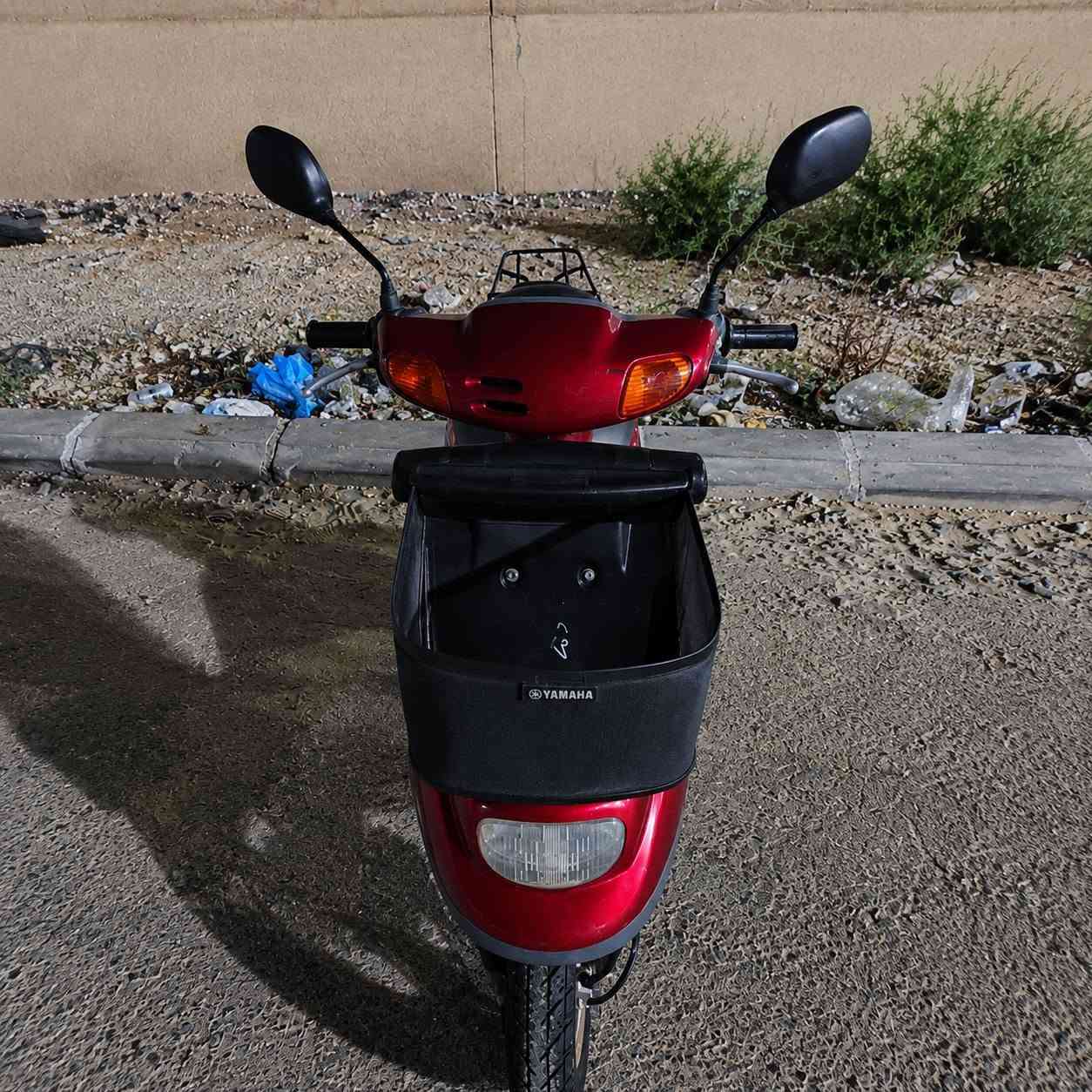 🛵 للبيع | منغولي   ياباني أصلي 
دراجة ياماها  وارد يابان، نظيفة حاويه  وجاهزة للاستخدام اليومي، اقتصادية بالوقود برغي مامفتوح بل مكينه .
المواصفات:
✅ الماركة: Yamaha (منغولي )
✅ الموديل: (Aprio (2003 
✅ بلد المنشأ: اليابان
✅ المحرك: 60cc ثنائي الأشواط (2T)
✅ تبريد هوائي
✅ تشغيل سلف وهندر 
✅ ناقل حركة أوتوماتيك (CVT)
✅ فرامل أمامية وخلفية
✅ استهلاك وقود اقتصادي جداً
✅ خفيفة وسهلة القيادة
✅ مساحة تخزين أمامية
✅ حامل خلفي
الحالة:
✔️ المحرك يشتغل بسلاسة. دراجه حاويه جديدة ابلديه بل كامل  برغي ما مفتوحه بيها 
✔️ الهيكل مرتب جديد وكاله .
✔️ الإنارة والإشارات تعمل.
✔️ الإطارات بحالة جديده 
✔️ جاهزة للاستخدام مباشرة.
💰 السعر: (900) 📍 الموقع: (كربلاء) 📞 للاستفسار: (***********)
