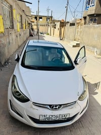 ٢٠١٥ • أبيض • فول مواصفات