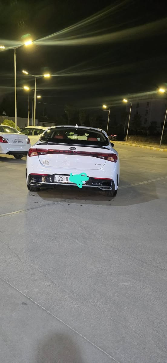 K5 بدون صبغ يعني كلين شبر تعديل بارد فول مواصفات بس بدون فتعة  هواية بي مواصفات تشغيل بعد.رادار جانبي .كامرا. اوتو هولد. بعد بي مواصفات ٢٠٢١ *********** أربيل, العراق
