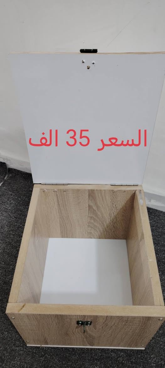 اخشاب للبيع كل وحدة سعرها بالصورة العنوان كربلاء متوفر توصيل داخل كربلاء ***********

نص مكتوب في الصور:
- السعر 35
- السعر 25 ألف
- السعر 35 ألف
- السعر 35 الف
- السعر 15 ألف
