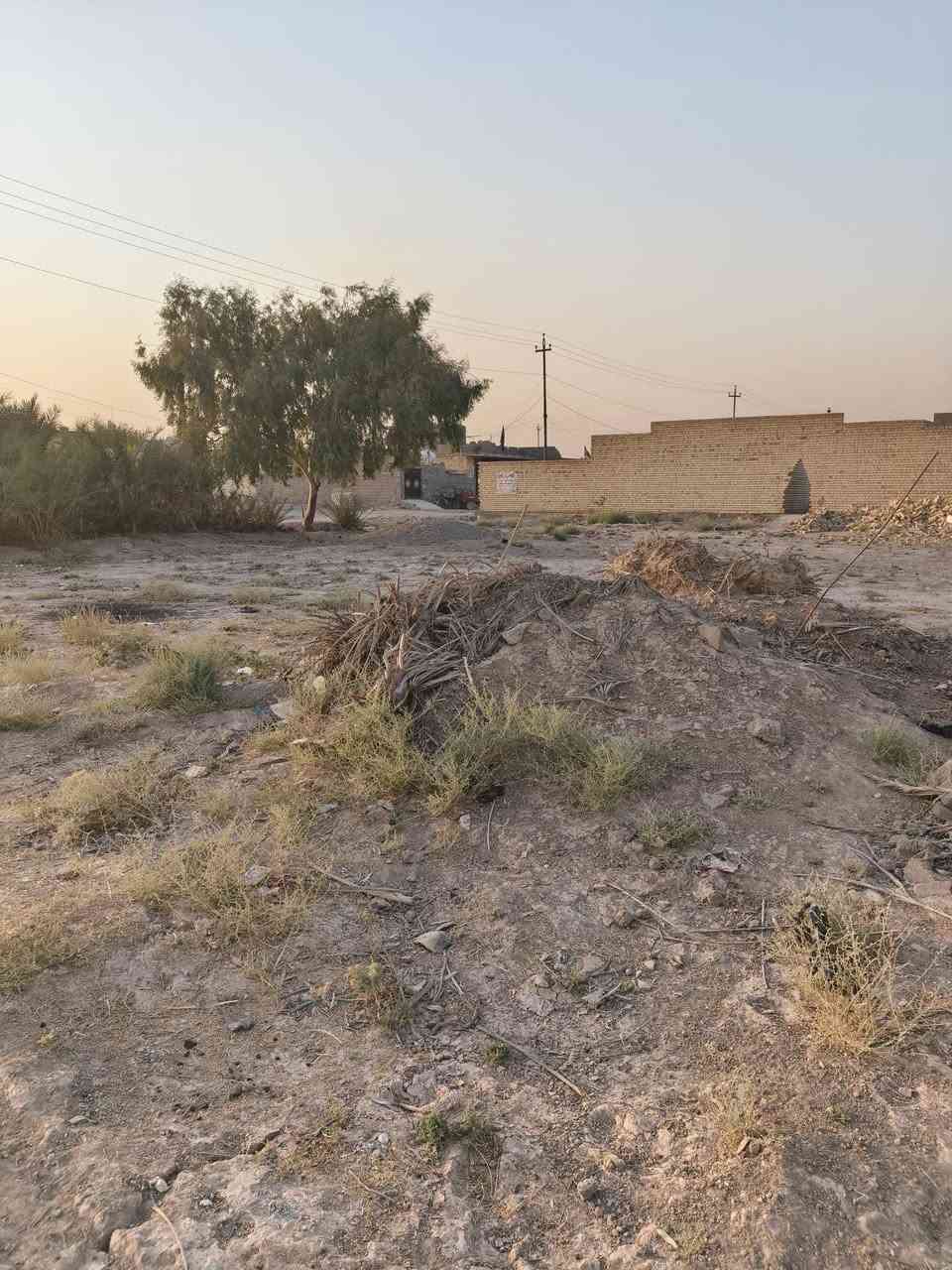 سلام عليكم
ألف متر لبيع حي لبتول زراعي سند 25 
رقم الهاتف ‏‪7713512955‬‏
***********
