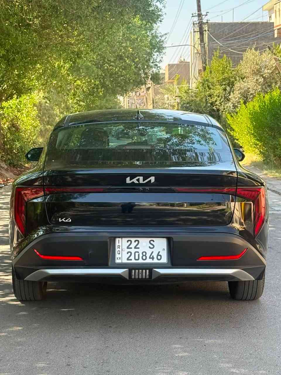 KIA K4
للبيع كي فور موديل 2025 
حادثها كما موضح بالصوره بيها بارد بالجاملغ الأيسر والبنيد مصبوغ وهنا بالعراق مبدل جاملغ الأيمن بدون لا لغود ولا شواصي 
السياره ماشيه 18 الف سنويه وهزه جديده 
محرك 2000 دوش
بصمه أبواب - تشغيل عن بعد - تحكمات ستيرن - تحديد مسار - ثلاث انظمه قياده والخ 
مكان السياره بغداد 
السعر 159 وبيها مجال للشراي 
***********

نص مكتوب في الصور:
- Location: Louisville (KY) Shipping from: Savannah (GA) Seller: Geico Sale Document: Cert of title-salvage (KY) Sales History 1 Similar archival offers You are watching archived offer. Auction ended on Thursday, April 17, 2025. Thursday, April 17, 2025 12 Photos Bidding Vehicle information