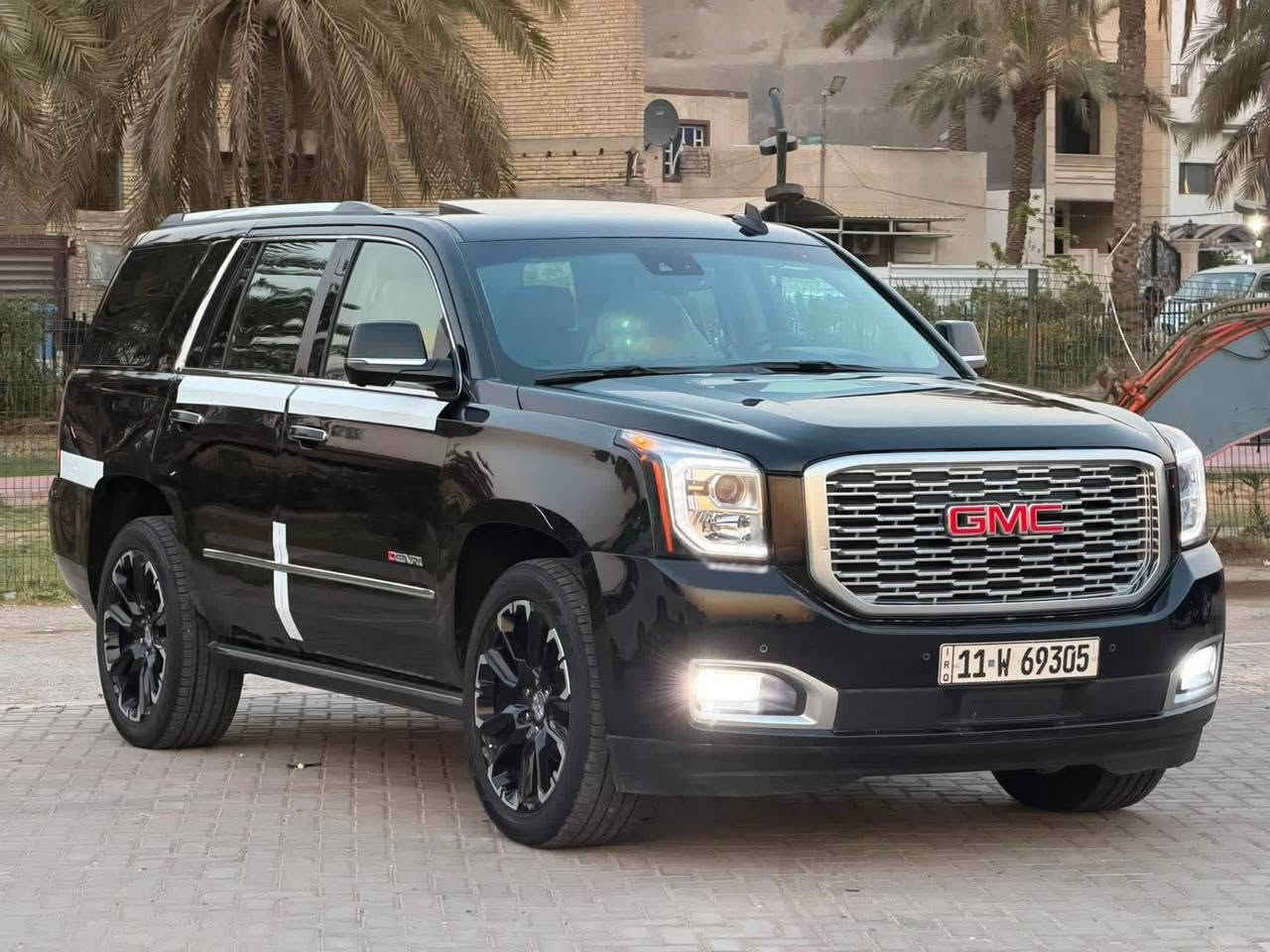 السلام عليكم جمسي دنلي مديل 2018 وارد امريكي حادثهة جاملغ صبغ وشوية بارد بل دير لخلفي بدون دواخل وبدون يرباك فول اعلة بصمة فتحة بصمت ابواب دوس شفط فور ويل شاشة ددو شوب كيج لكتروني7 راكب سياحي منفصل جنطة كهربا ويل 22
دفيدي خلفي رادار تحديد مسارشاحن لسلكي جنطة كهربا مكينة 5300 سعر لسيارة  310 $ وبيهة مجال 
لسيارة بسمي وتحويل مباشر مكان لسيارة 
بابل المسيب *********** ابو علي الفلوجة, الأنبار
