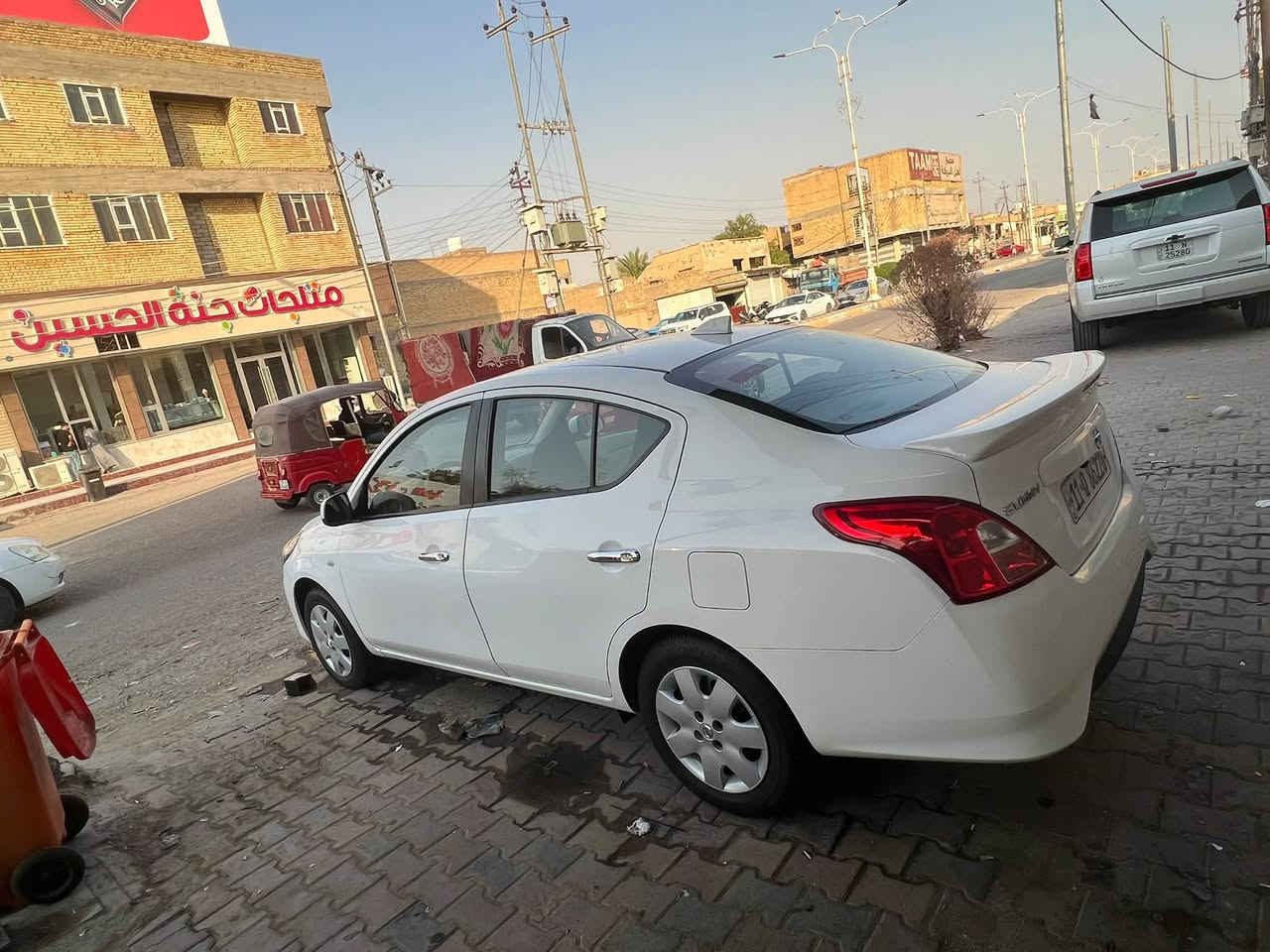 السلام عليكم نيسان سني موديل 24 ماشيه 22 الف سياره استخدام شخصي مال شركة السور ام الضمان رقم بغداد إنكليزي بسمي مشروع وطني سياره كفاله مكاني ناصريه مركز سعرها ب122 وبيها مجال حك جيه ***********
