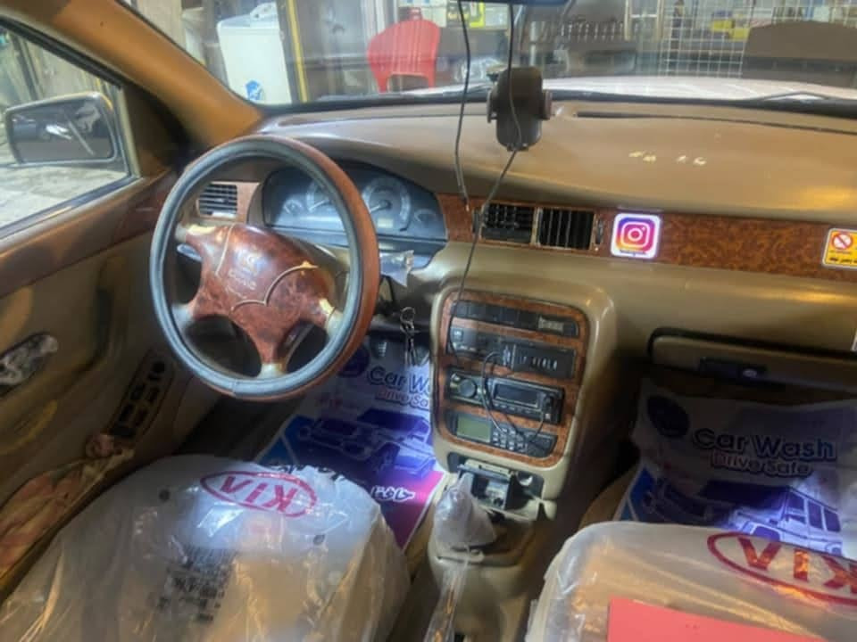 السلام عليكم سمند ٢٠١٠ كير مكينه تبريد جيدا جدا صدر ٧٥ بلميه مابيه ضربه اكو معجون بلهلالات بيع او مراوس بفاره  ٢٤
بغداد الشعب ***********
