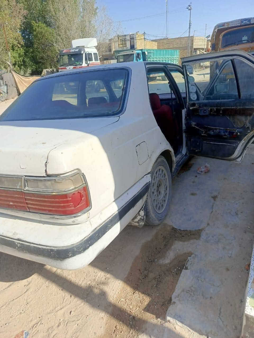 السلام عليكم فونتيشة كير ومحرك بطة جدد سيارة مثل ماواضحة بصور مكفولة من سرقة والعشائر راعية ميداور  ب١٥وبيها مجال اخوان مكلف بيها رقم ديالئ ألماني مكان نجف رقم صاحبها ***********
