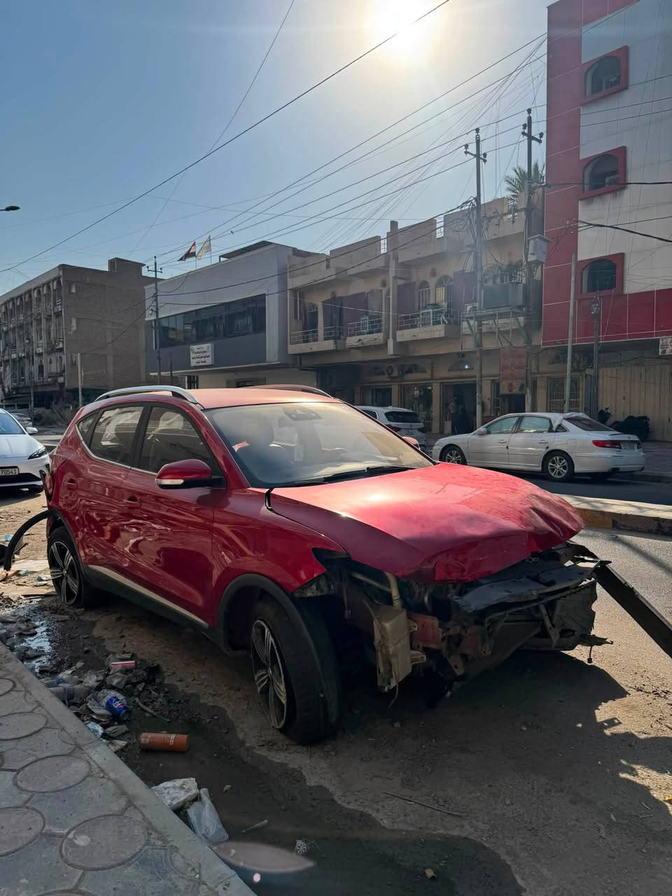 السلام عليكم 
mg zs 2020
السيارة ابيعها على وضعها بيها ٣ قطع فقط بنيد و جاملغ و جنطة و بيهة شاصي الايسر الباقي كفالة من الشخط و محرك و گير و كهربائيات شغالات 
السيارة ما بيها اي حادث فقط الي كدامكم بلصورة
قبلها اي شي ما بيها السيارة 
مكاني بغداد البياع عارضها بسعر 75 و بيها مجال 
للاتصال ***********
(لتكسر بالسيارة اذا متشتري)
