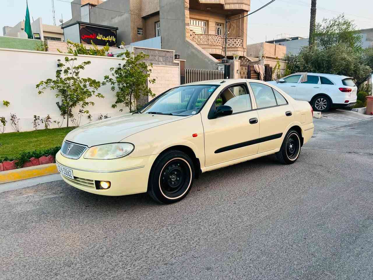 السلام عليكم نيسان سني 2009
مكفوله كفاله عامه من  الصبغ والضربه والتبديل 
عليه ادامه كامله صدر امامي خلفي تخم تاير اصلي 
قاعده فيتبم اصليه تفصيخ مابيه نقص برغي 
سياره جديده بمعنى الكلمه 4جام كهرباء 
عنوان بغداد البلديات هـ***********

