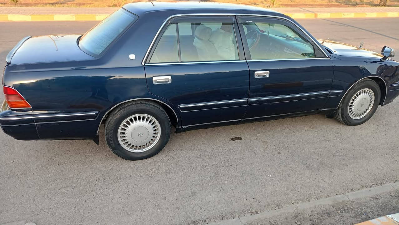 كراون رأس الثور ، تكم موديل 98 ، بغداد بأسمنه دولي، لون نيلي ، مكفولة كفاله عامه كص ونقل جثه ، وبيها صبغات قليل ،جاهزه تخم تاير وتبريد وحداديه، سنويه للغايه 2031، سياره جديده،ما تصرف عليها ربع، السعر ,96, وبيها مجال،
كراون رأس الثور ، تكم موديل 98 ، بغداد بأسمنه دولي، لون نيلي ، مكفولة كفاله عامه كص ونقل جثه ، وبيها صبغات قليل ،جاهزه تخم تاير وتبريد وحداديه، سنويه للغايه 2031، سياره جديده،ما تصرف عليها ربع، السعر ,96, وبيها مجال، 
الاستفسار الاتصال على الرقم صاحب 
(‏‪***********‬‏) 
مكلف بالنشر.
