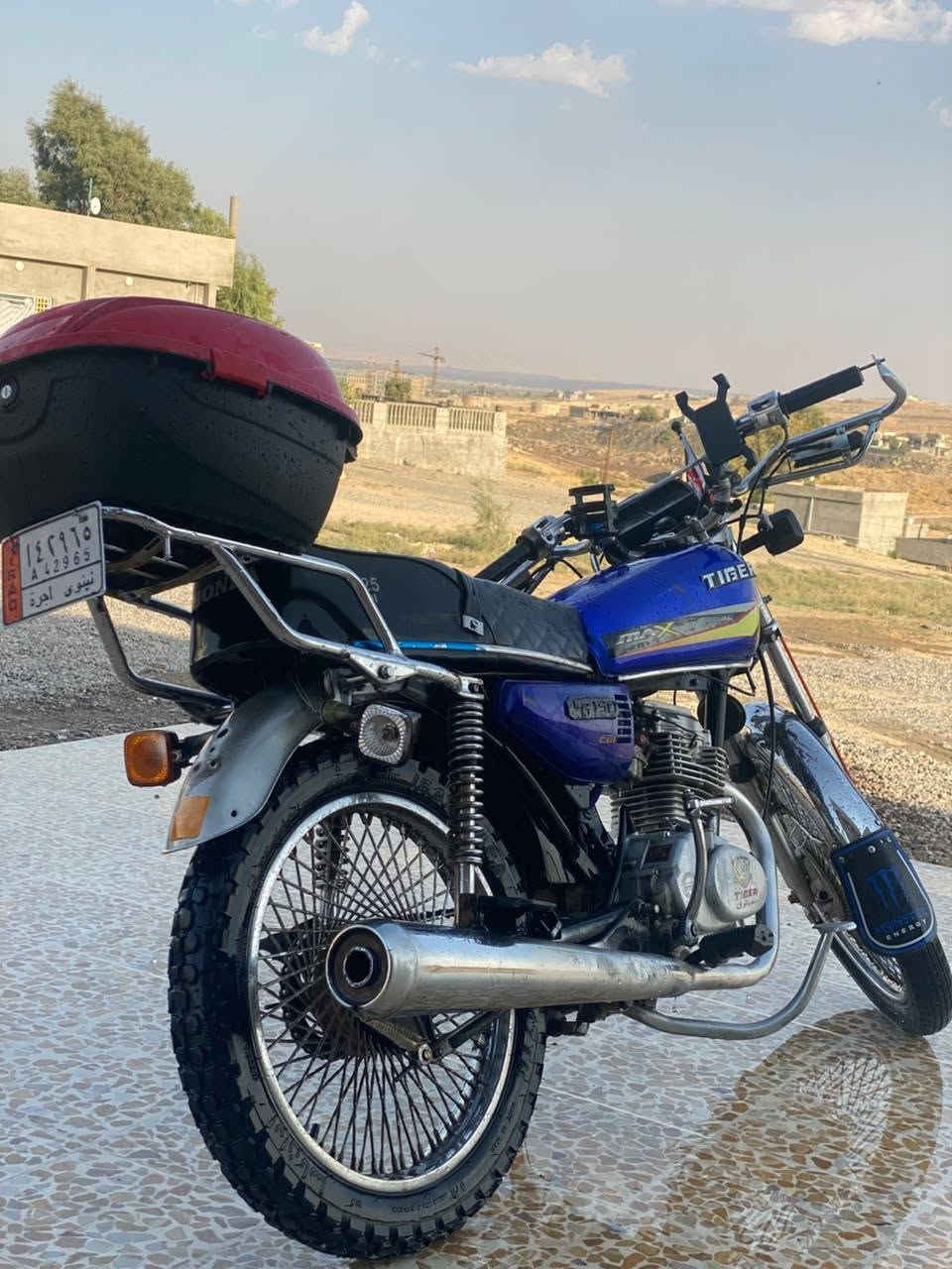 تايكر 2020
مفتوح نشاط فول 
ما يعوزو كل شي 
كهربائيات كلها شغاله
السعر 400وبي مجال شي قليل
رقم ***********
