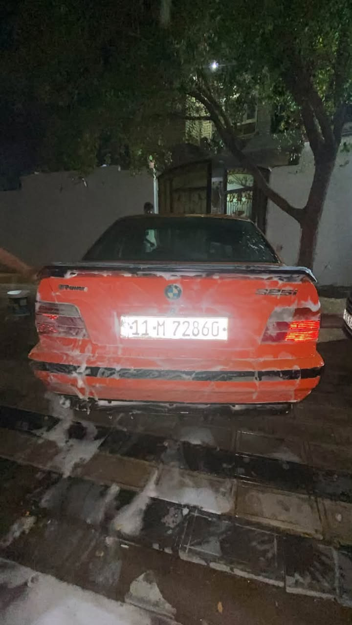 BMW e36
رقم أنكليزي جديد تحويل شوكت ميعجبك 
موديل 1992 للبيع 
مكينه 28 تك فانوس 
مشط جديد 
بور ستيرن جديد 
قاعده كاردن جديده 
اكسل 8 براغي بلادي 
نوزلات جددد 
بلكات جدد 
مجاول جديده 
عمبار كلج جديد 
لايتات زنون 
نقصهه فقط 
درايم شفت خلفي تك فقط جهه السايق 
غرفه 80 % 
الكشر 70%
كير مكفول zf 
مكينه بيهه خيط تبخير بصيط دهن مامبدل 
عارضه للبيع ب35 وبيهه مجال بسيط حك الجيه 
للتواصل ***********

