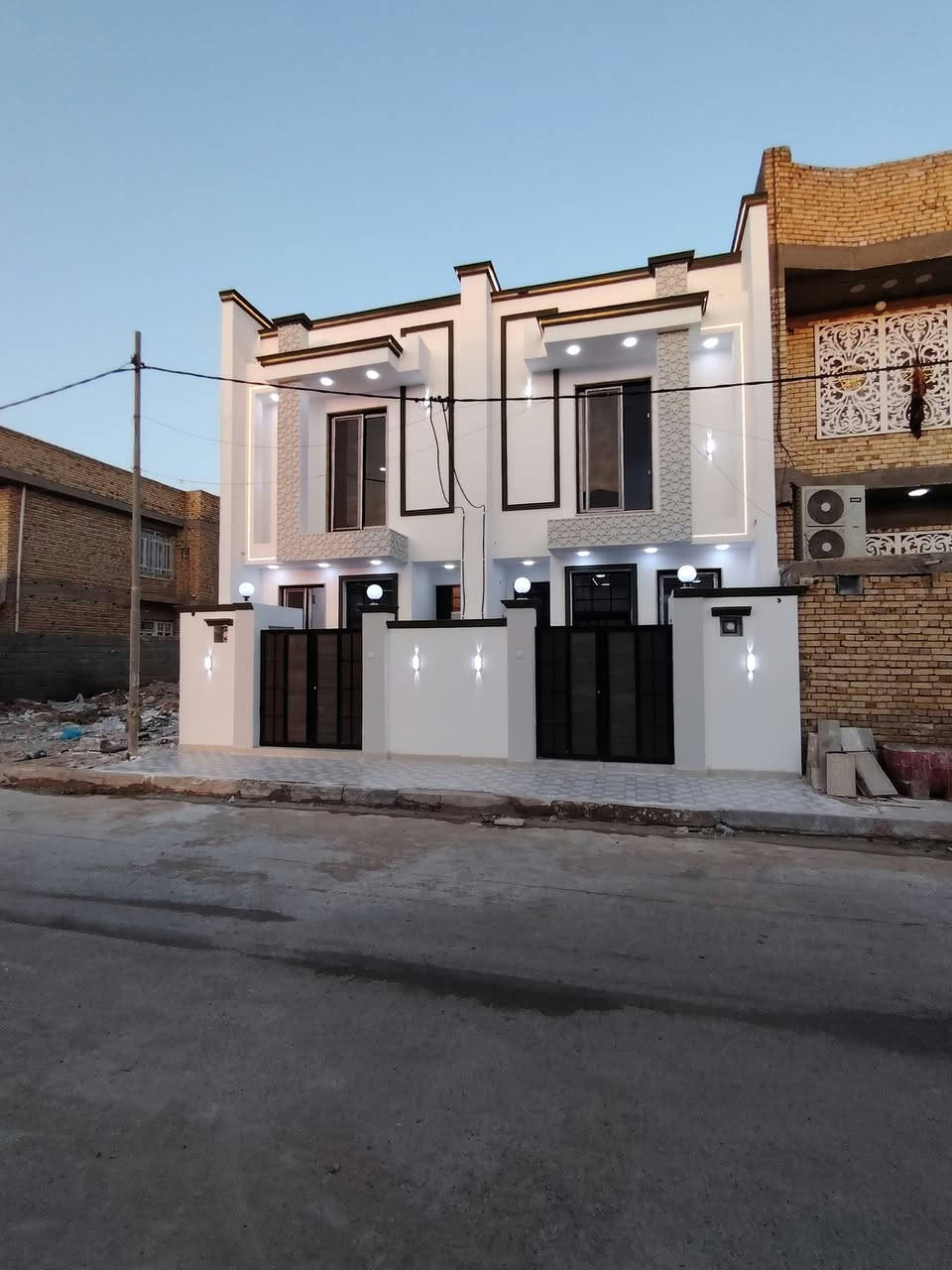 مشتملات ٢ • ١٠٠م • طابو صرف