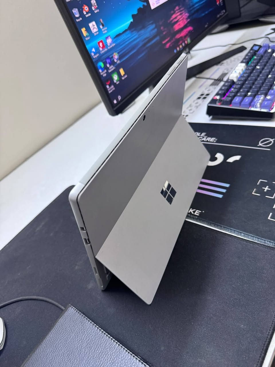 سلام عليكم
للبيع او المراوس
لابتوب مايكرو سوفت سيفريس
برو6 نضيف جدا
Nvmessd 256gb +Sd card 128gb
شاشة 2K لمس
كيبورد منفصل مضيء
قلم اصلي مع حافظة جلد وحقيبة
Cori5 8 جيل
Vram 8gb
بغداد شعله وتساب و اتصال ***********
