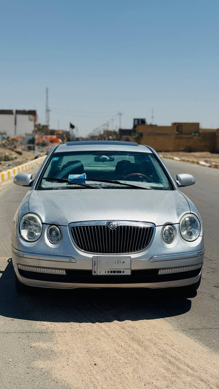 سلام عليكم
اوبرص 2004
السيارة محدثة 2009 بجم 
السيارة ماشاءالله مواصفاتها متخلص ترايها وقيادتها مثل المارسيدس ناعمة جدا سيارة اخت الزيرو كاملة بدون اي نقص محرك وكير 3500 
مكفولات جدد بيها تراي ٢٠٠ شرط 
تبريد ثلج قطعتين أمامي خلفي
غرفة ب الكامل جلد جديدة 
فتحه بالقمارة 
كشنات كهرباء مع خزن وضعيات الكشن 
كمبيوتر خلفي التحكم بكامل السيارة من وضعية الجلوس 
تحكم استيرن كامل كروس مثبت سرعة
سنويه 2029
مكانها ناصرية سوق الشيوخ وصارف عليها كلش هواي
 وسعرها 70 ورقة
رقمي   ( *********** )

