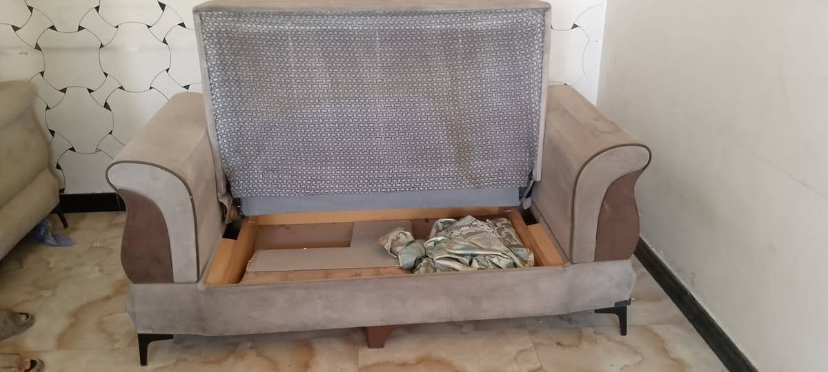 سلام عليكم تخم 8مقاعد بي ضرر 
سعر75 رقمي ***********
عنوان كاظميه
