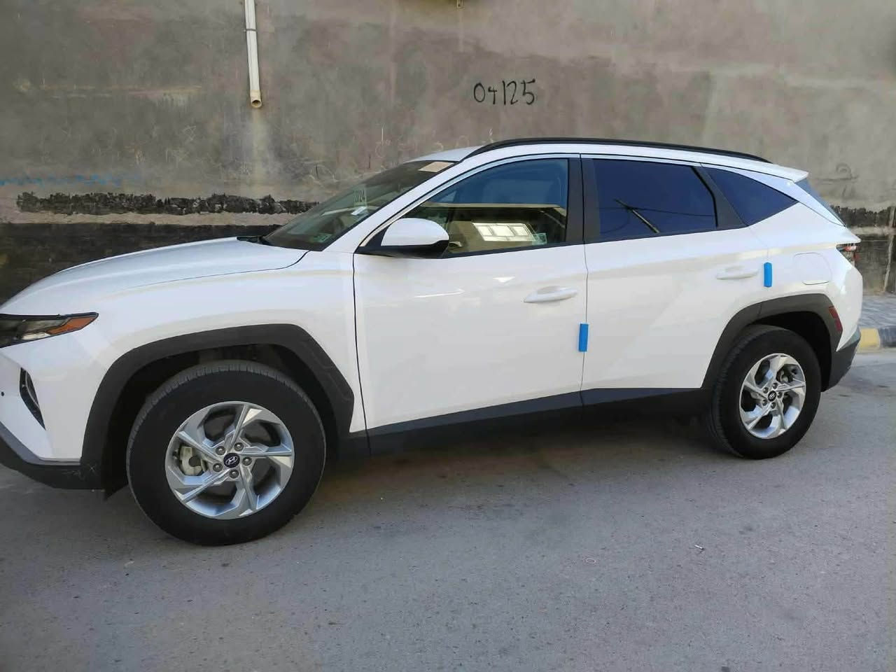 للبيع توسان وارد أمريكي
موديل 2024
ضرر شويه من جاملغ امامي وراجع بارد بدون صبغ
رقم واسط كتاب شهداء بعد سنه ينفك الحجز وكاله عامه اسوي
ماشيه 60
سياره جاهزه تبريد قطعتين فول موصفات من عده الفتحه. اتصال ***********.  بكان واسط. سعر 180بيه مجال
