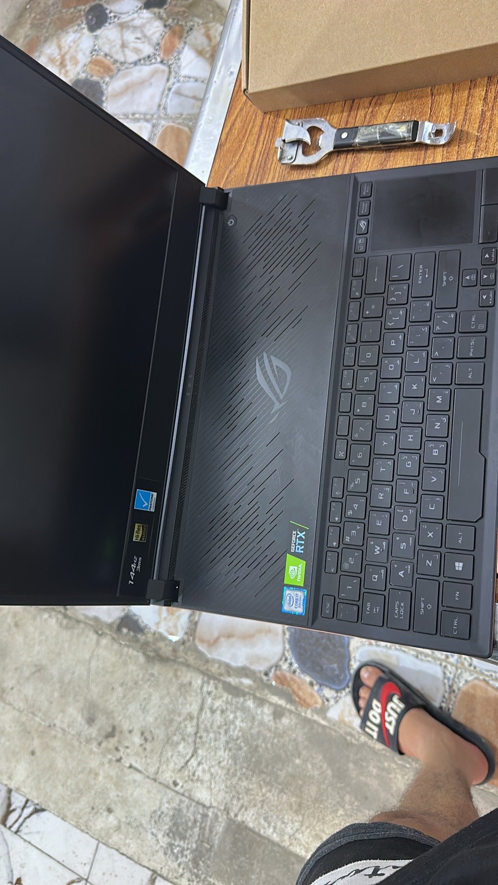 لابتوب asus 
هاي التفاصيل كامله بلمنشورات اللاستفسار اتصال على الرقم ***********