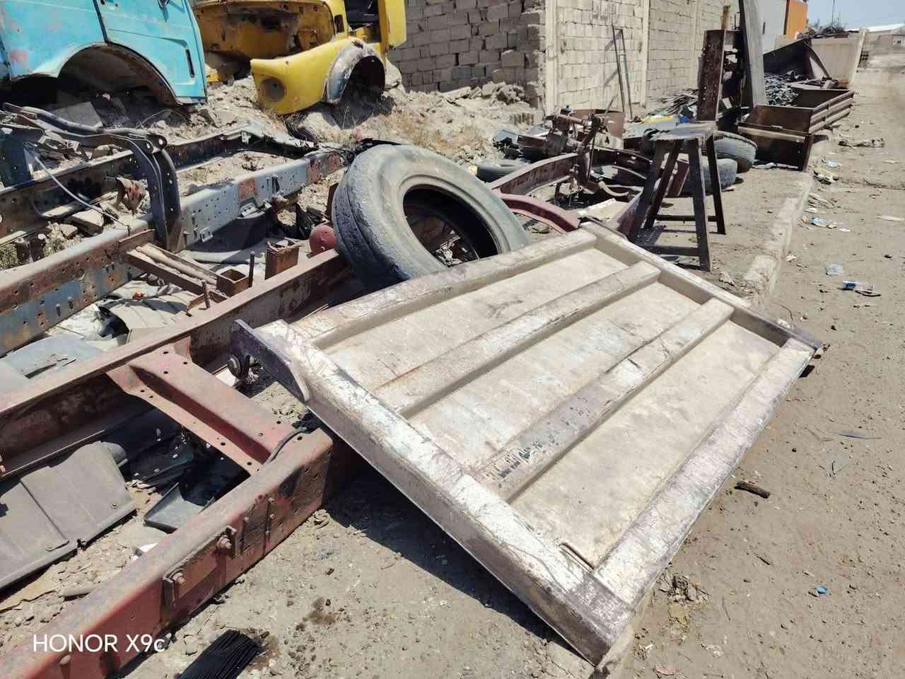 سلام عليكم باب ابو لعلم لبيع طول 140عرض 240 وجك نضيف لا نضوح ولا مفتوح تعليك وتنزيل سريع/***********/مكان فلوجه
