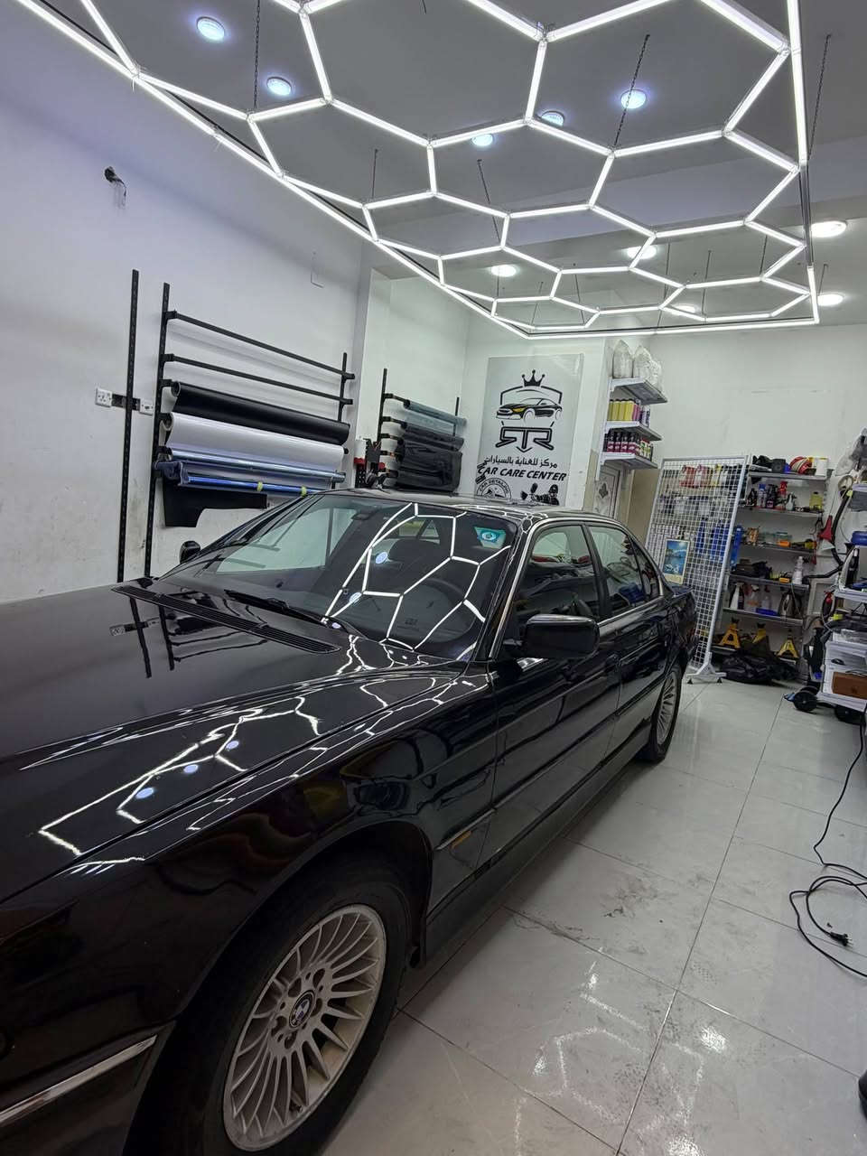 بي ام E38 • تراوس