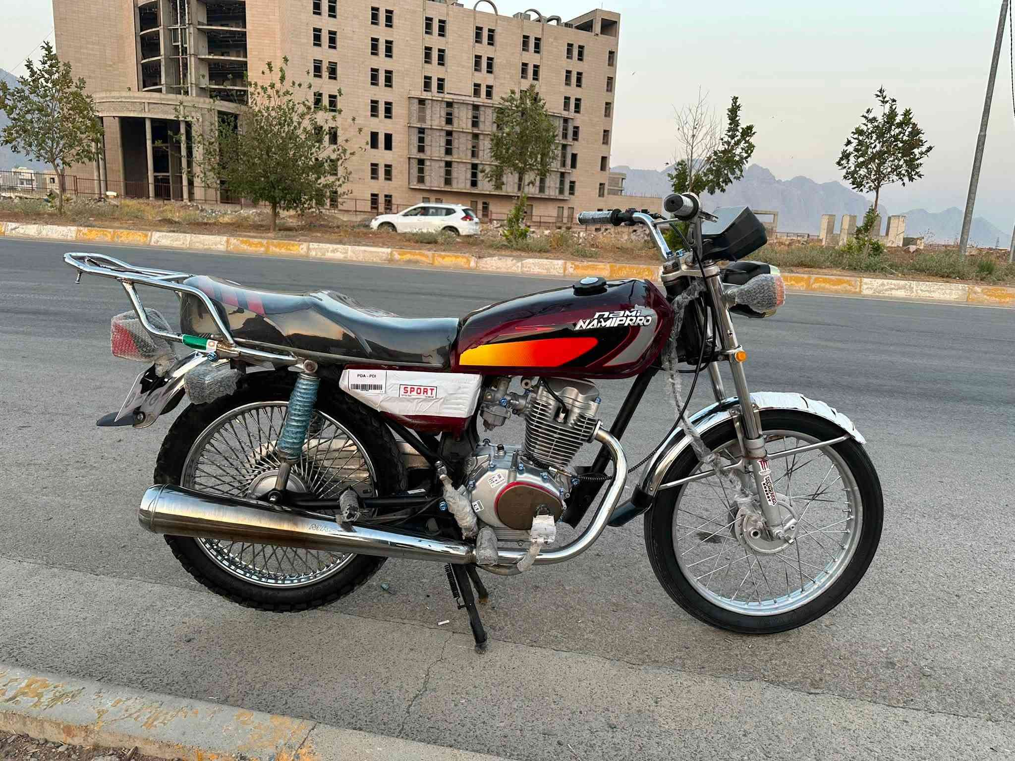 بەناوی خوا ئەم گولە جوانە بۆ فرۆشتن مەکینە روبار مۆدێل ٢٠٢٠ مالەکە پاکو خاوێنە زۆر توندو تۆلە شانسی تەقیوی لەحیمی نییە بەشەرت گزۆز MKZ لەسەرە سحریشی ٣٥٠ هەزارو محامەلە شوێن رانیە ***********
